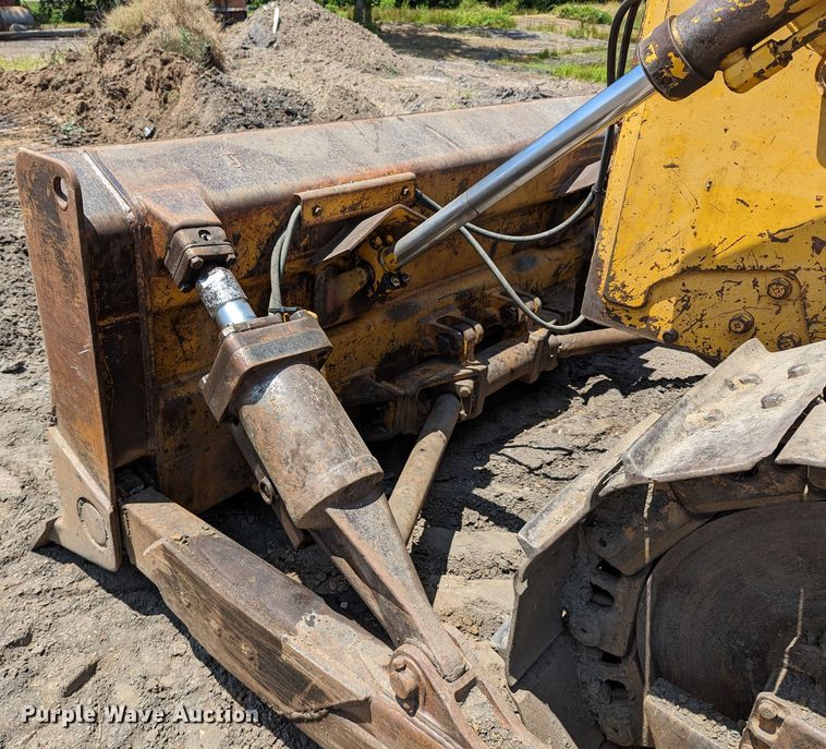 image for item DR6977 1978 Caterpillar D6D  dozer