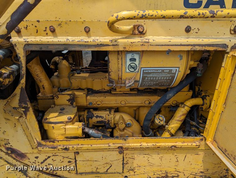 image for item DR6977 1978 Caterpillar D6D  dozer