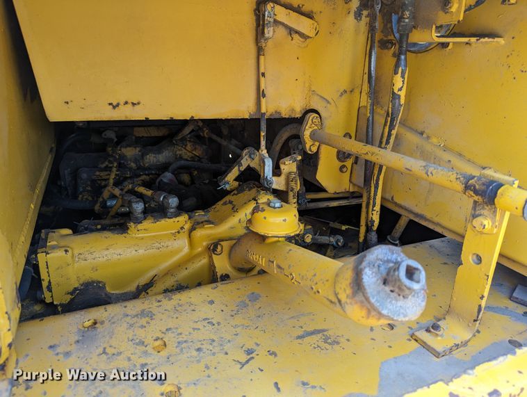 image for item DR6977 1978 Caterpillar D6D  dozer