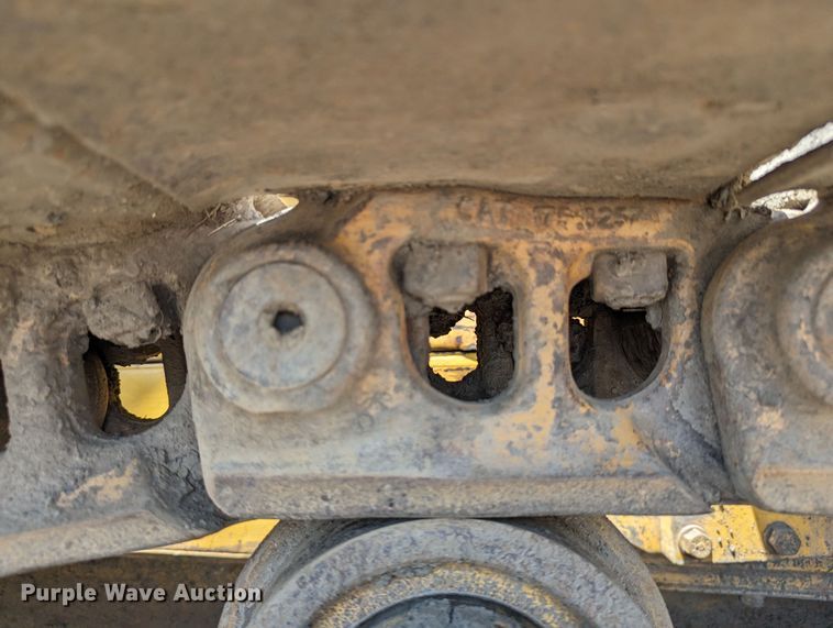 image for item DR6977 1978 Caterpillar D6D  dozer