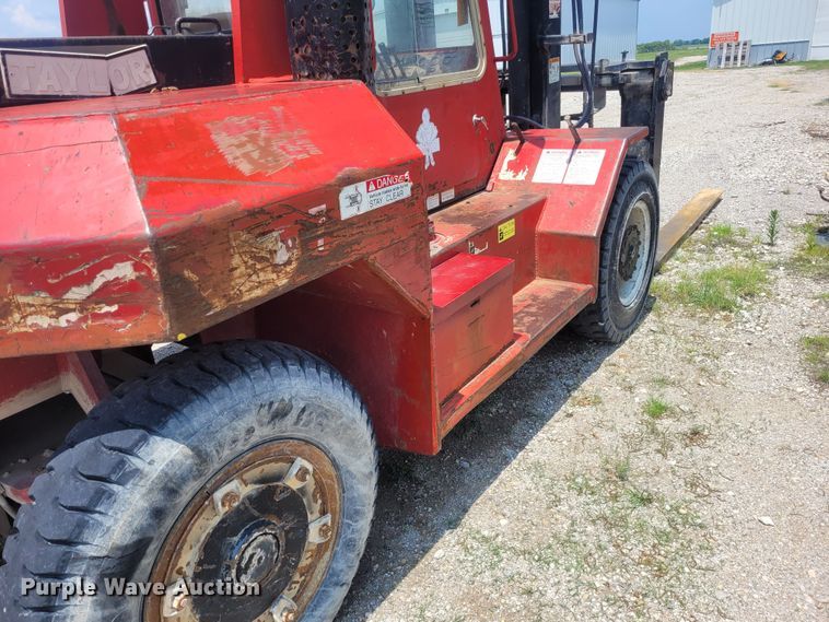 image for item FC9217 1991 Taylor TE180S  forklift