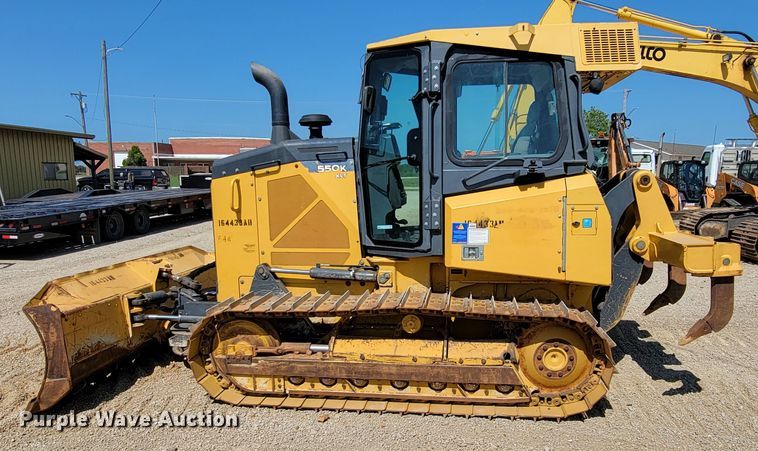 image for item HY9027 2016 John Deere 550K XLT  dozer