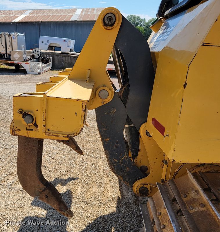 image for item HY9027 2016 John Deere 550K XLT  dozer