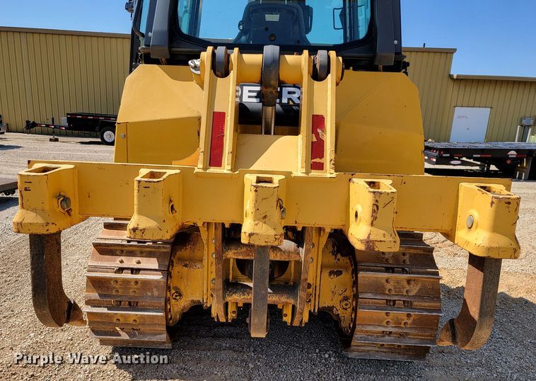 image for item HY9027 2016 John Deere 550K XLT  dozer