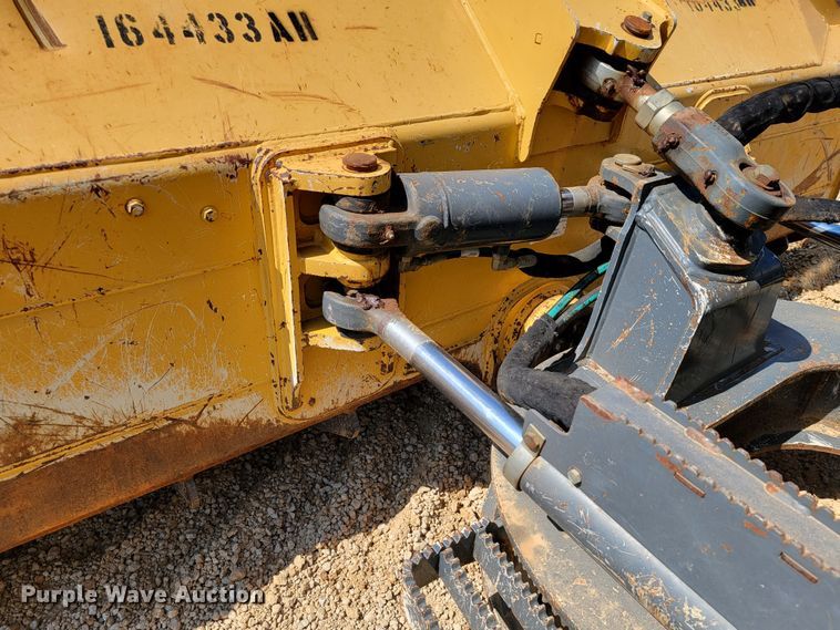 image for item HY9027 2016 John Deere 550K XLT  dozer