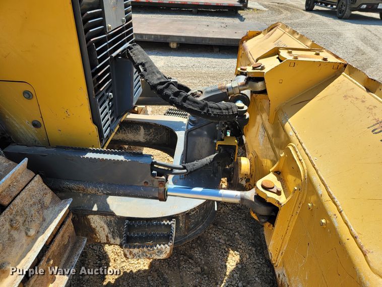 image for item HY9027 2016 John Deere 550K XLT  dozer