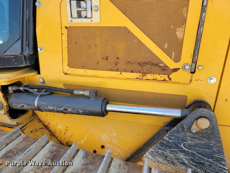 image for item HY9027 2016 John Deere 550K XLT  dozer