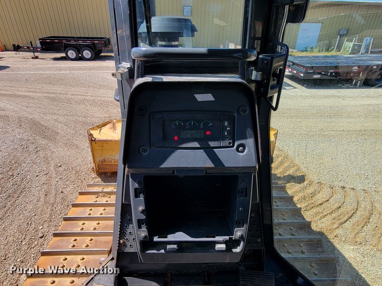 image for item HY9027 2016 John Deere 550K XLT  dozer