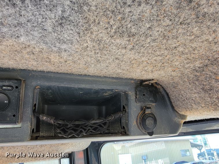 image for item HY9027 2016 John Deere 550K XLT  dozer