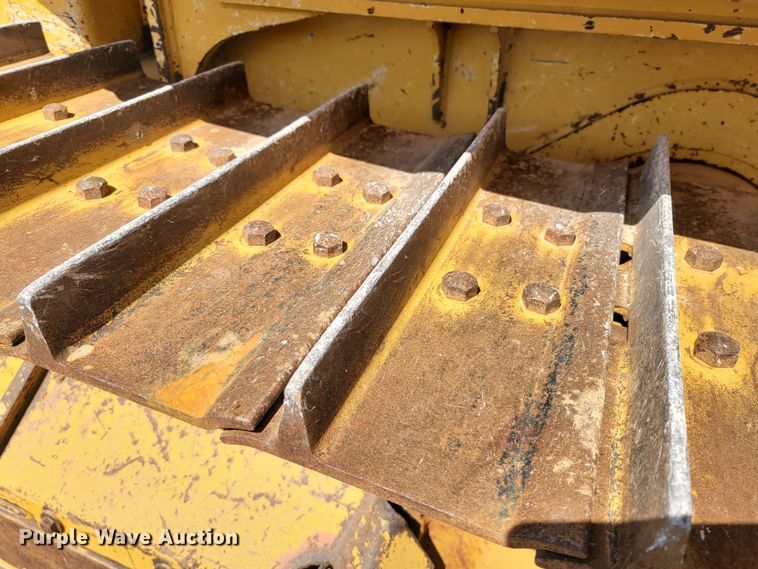 image for item HY9027 2016 John Deere 550K XLT  dozer