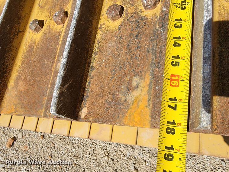 image for item HY9027 2016 John Deere 550K XLT  dozer