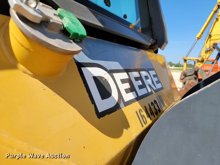 image for item HY9027 2016 John Deere 550K XLT  dozer