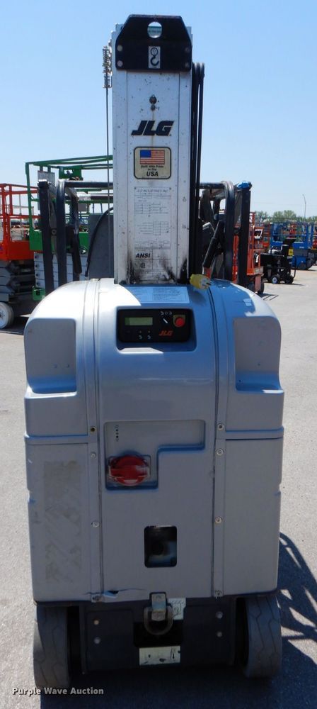 image for item IB9555 2014 JLG 20MVL  vertical lift