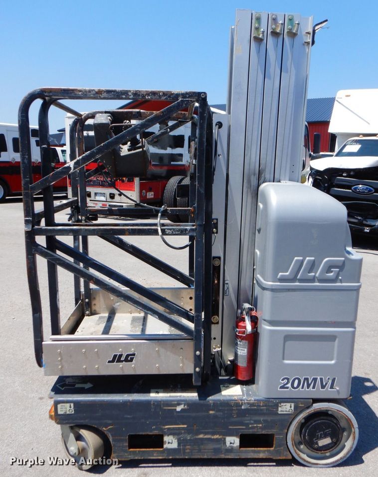 image for item IB9555 2014 JLG 20MVL  vertical lift