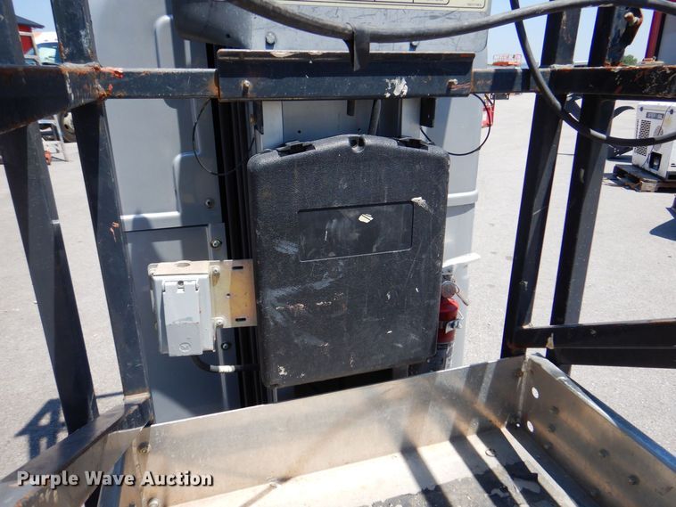 image for item IB9555 2014 JLG 20MVL  vertical lift