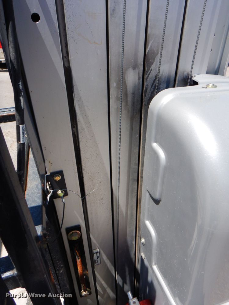 image for item IB9555 2014 JLG 20MVL  vertical lift