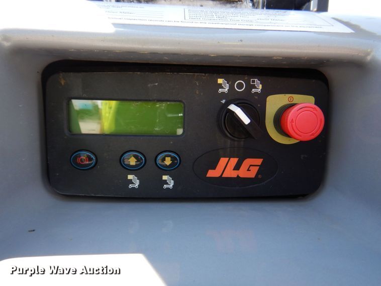 image for item IB9555 2014 JLG 20MVL  vertical lift