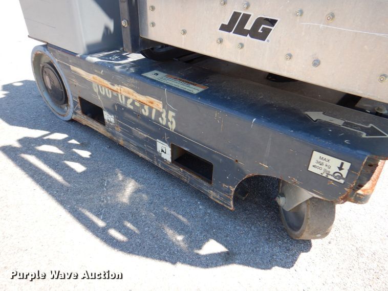 image for item IB9555 2014 JLG 20MVL  vertical lift