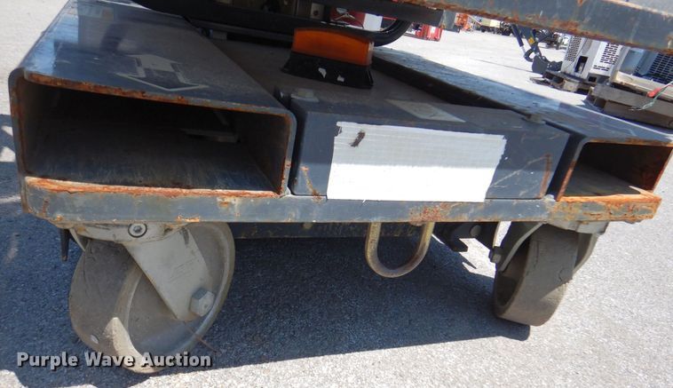 image for item IB9555 2014 JLG 20MVL  vertical lift