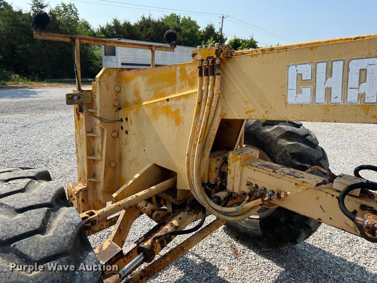 image for item II9182 1968 Champion 720 rigid frame motor grader