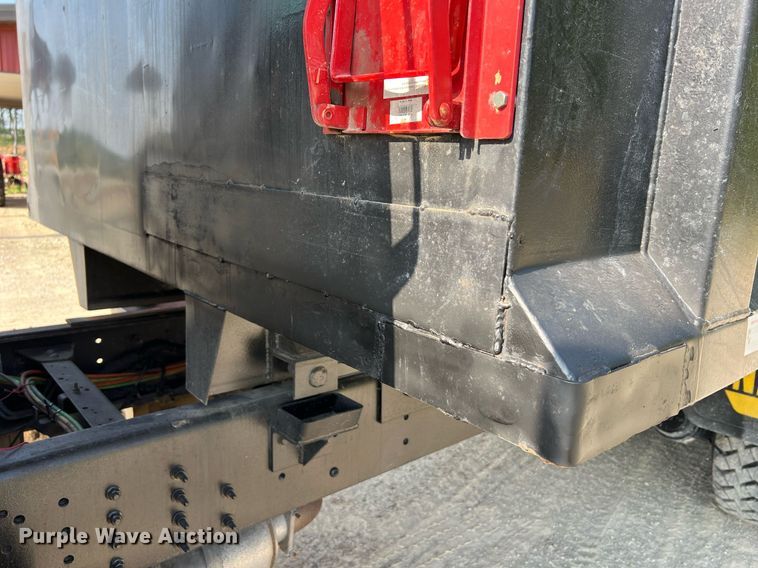 image for item II9200 2006 Chevrolet C8500  dump truck