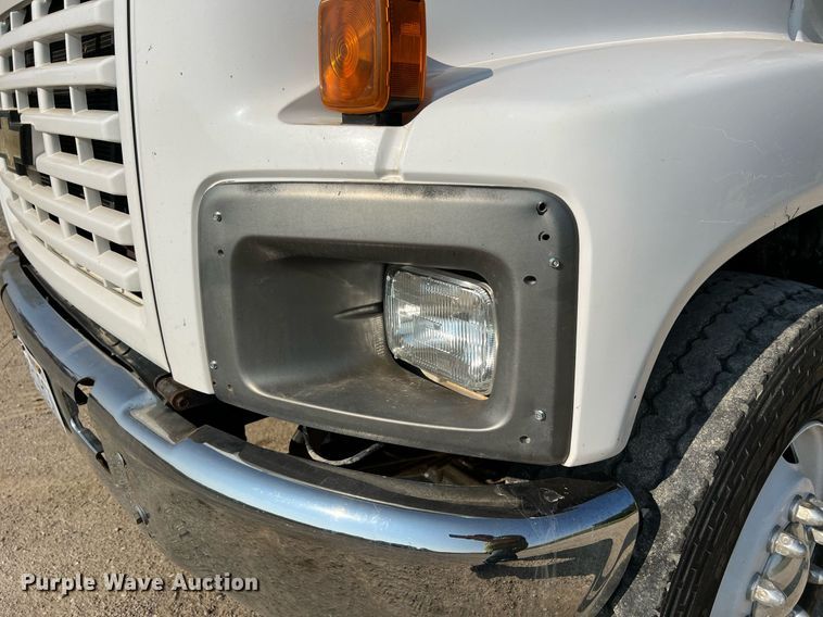 image for item II9200 2006 Chevrolet C8500  dump truck