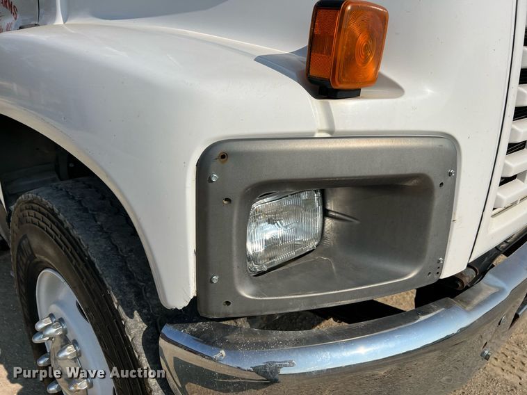 image for item II9200 2006 Chevrolet C8500  dump truck