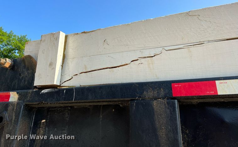 image for item II9200 2006 Chevrolet C8500  dump truck