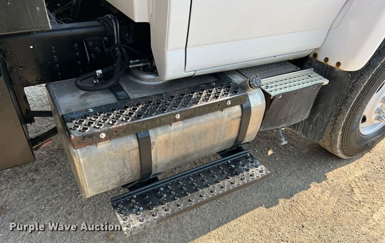 image for item II9200 2006 Chevrolet C8500  dump truck