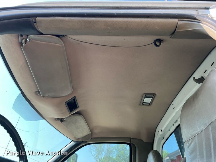 image for item II9200 2006 Chevrolet C8500  dump truck