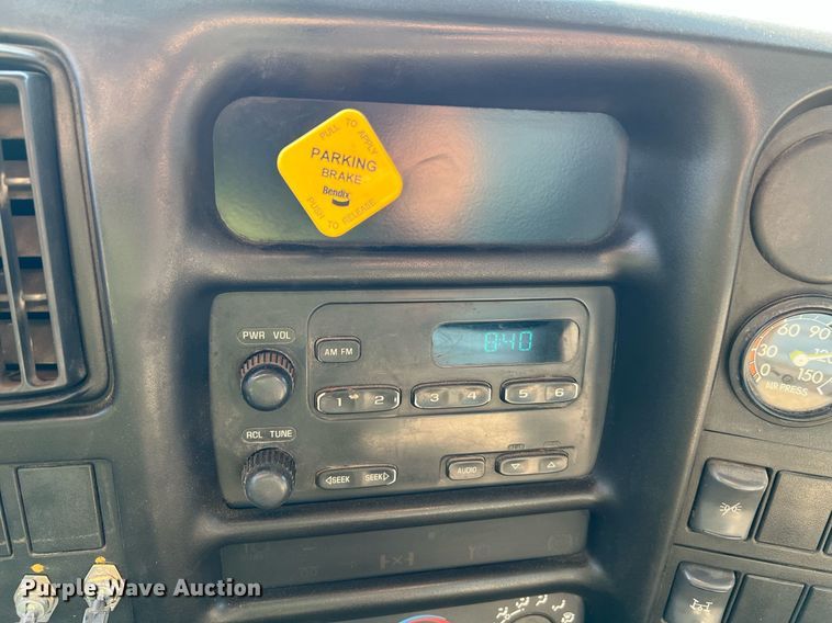 image for item II9200 2006 Chevrolet C8500  dump truck