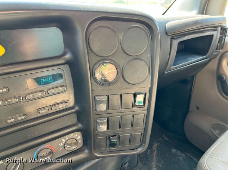 image for item II9200 2006 Chevrolet C8500  dump truck