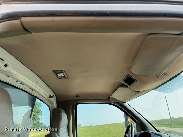 image for item II9200 2006 Chevrolet C8500  dump truck