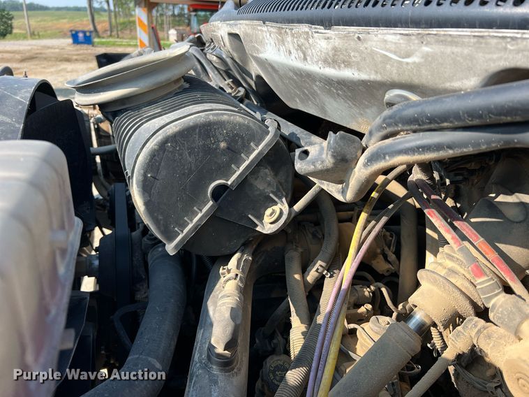 image for item II9200 2006 Chevrolet C8500  dump truck