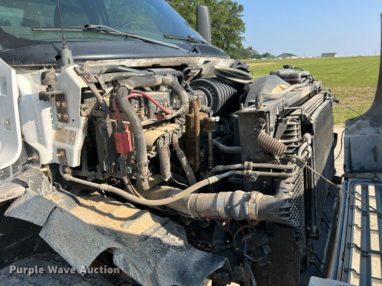 image for item II9200 2006 Chevrolet C8500  dump truck