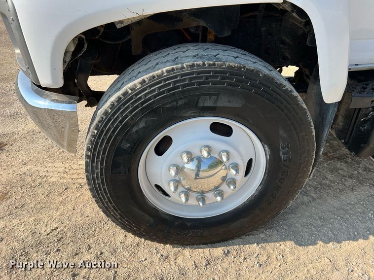 image for item II9200 2006 Chevrolet C8500  dump truck