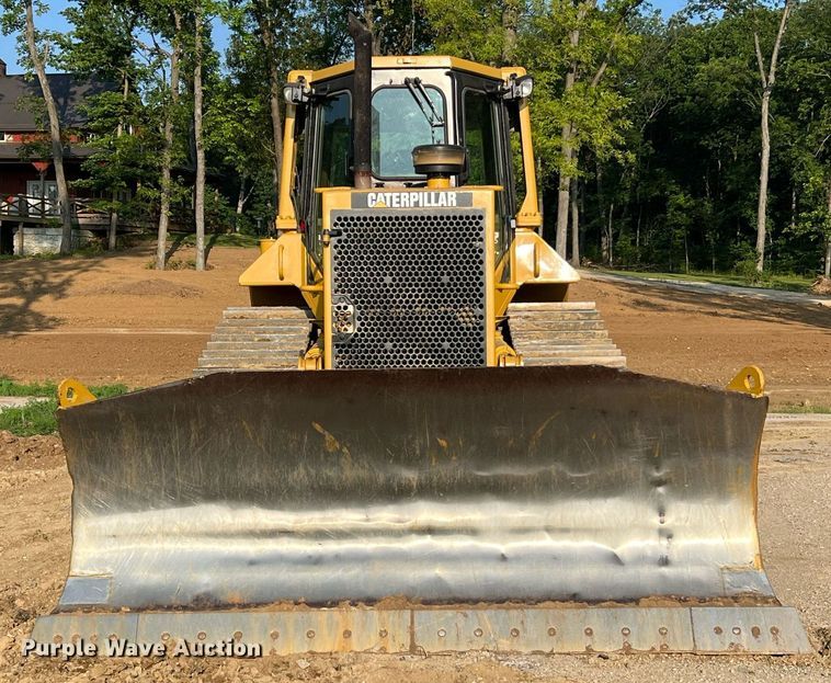 image for item II9201 2000 Caterpillar D6M XL  dozer