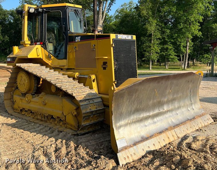 image for item II9201 2000 Caterpillar D6M XL  dozer