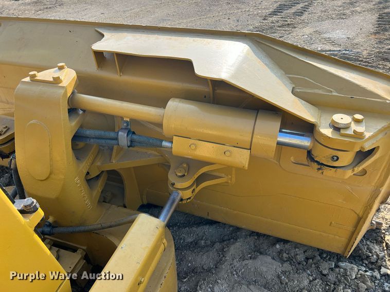 image for item II9201 2000 Caterpillar D6M XL  dozer