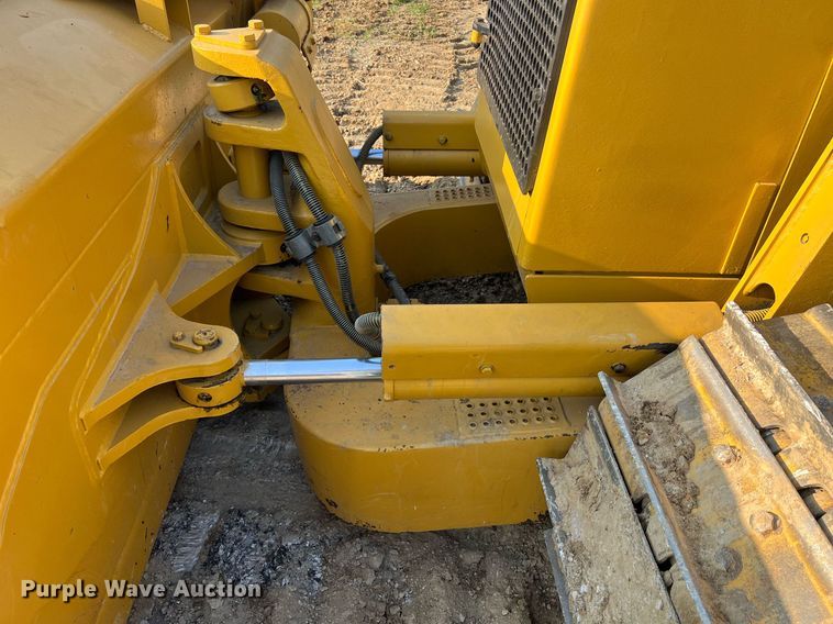 image for item II9201 2000 Caterpillar D6M XL  dozer