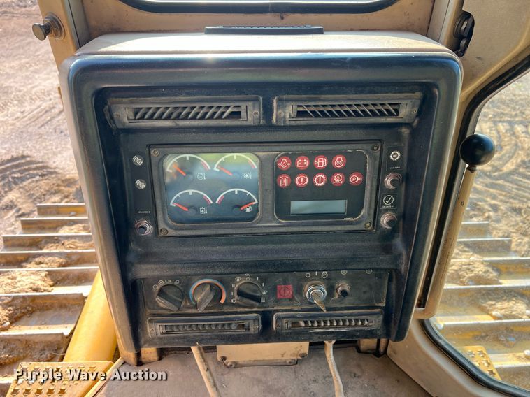 image for item II9201 2000 Caterpillar D6M XL  dozer