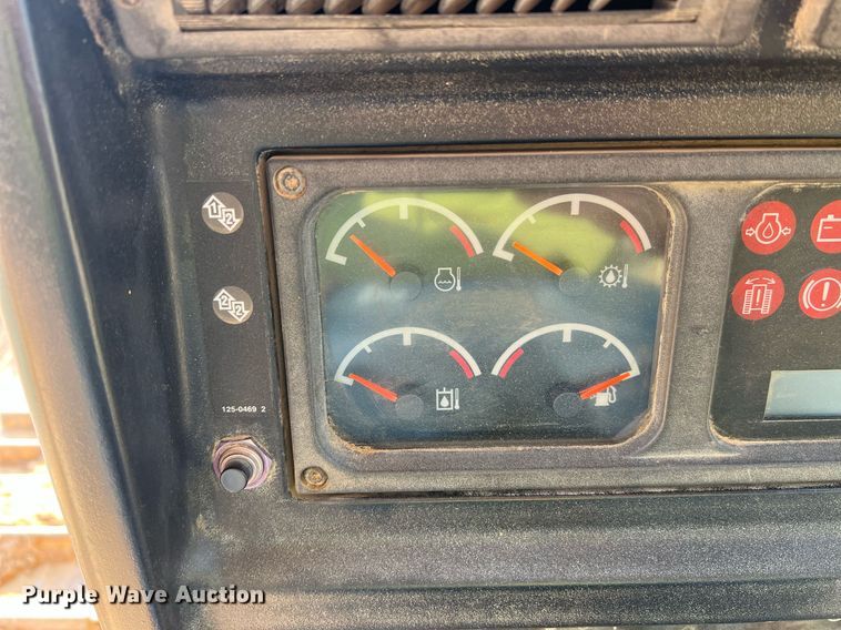 image for item II9201 2000 Caterpillar D6M XL  dozer