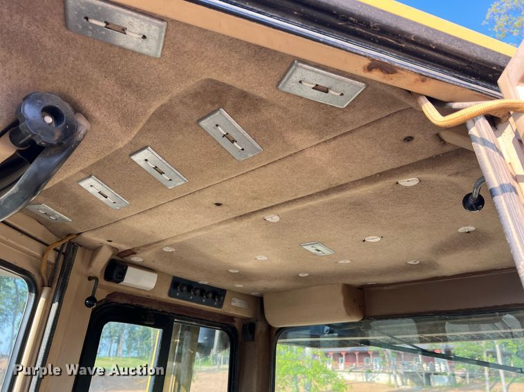 image for item II9201 2000 Caterpillar D6M XL  dozer