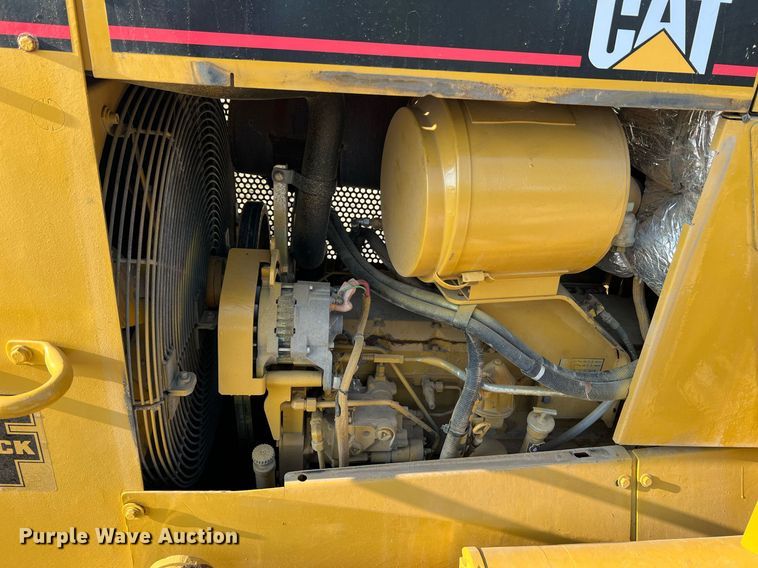 image for item II9201 2000 Caterpillar D6M XL  dozer