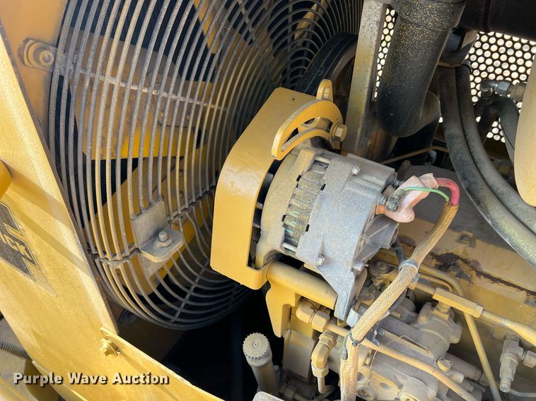 image for item II9201 2000 Caterpillar D6M XL  dozer