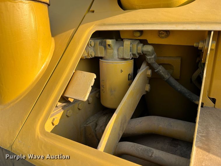 image for item II9201 2000 Caterpillar D6M XL  dozer