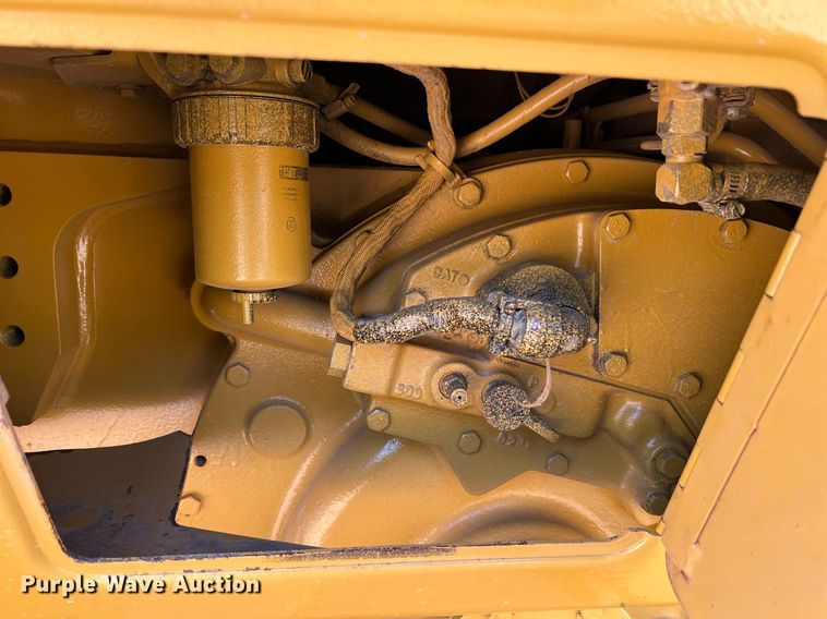image for item II9201 2000 Caterpillar D6M XL  dozer