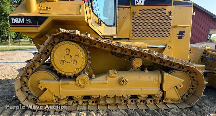image for item II9201 2000 Caterpillar D6M XL  dozer
