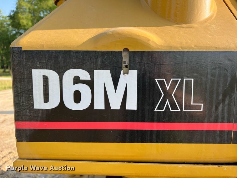 image for item II9201 2000 Caterpillar D6M XL  dozer