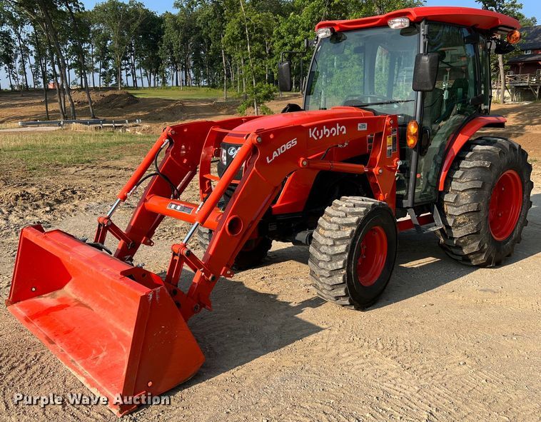 image for item II9202 Kubota MX6000  MFWD tractor